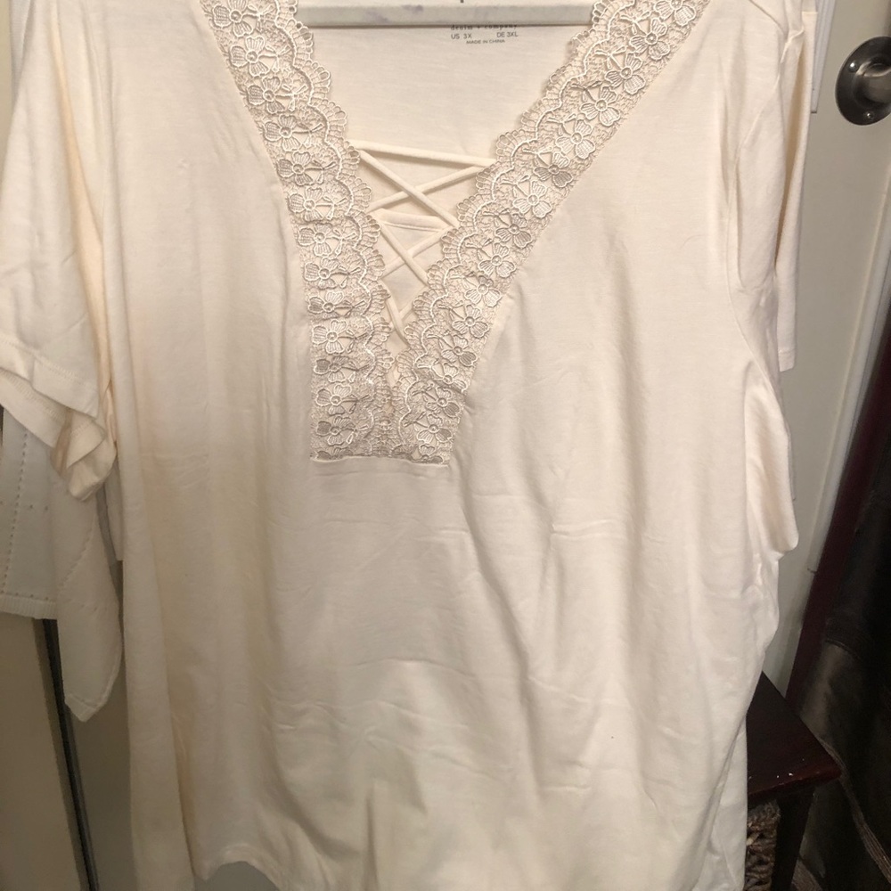 White lace cotton top